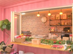 【開店】イチゴのコンテナカフェ「いちのいちごのあま～い隠れ家」が半田市に！
