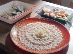 フグコースが一人5千円以下!? 破格すぎる冬のごちそう「篠島の天然トラフグセット」は今だけ！／ちたまるショッピング