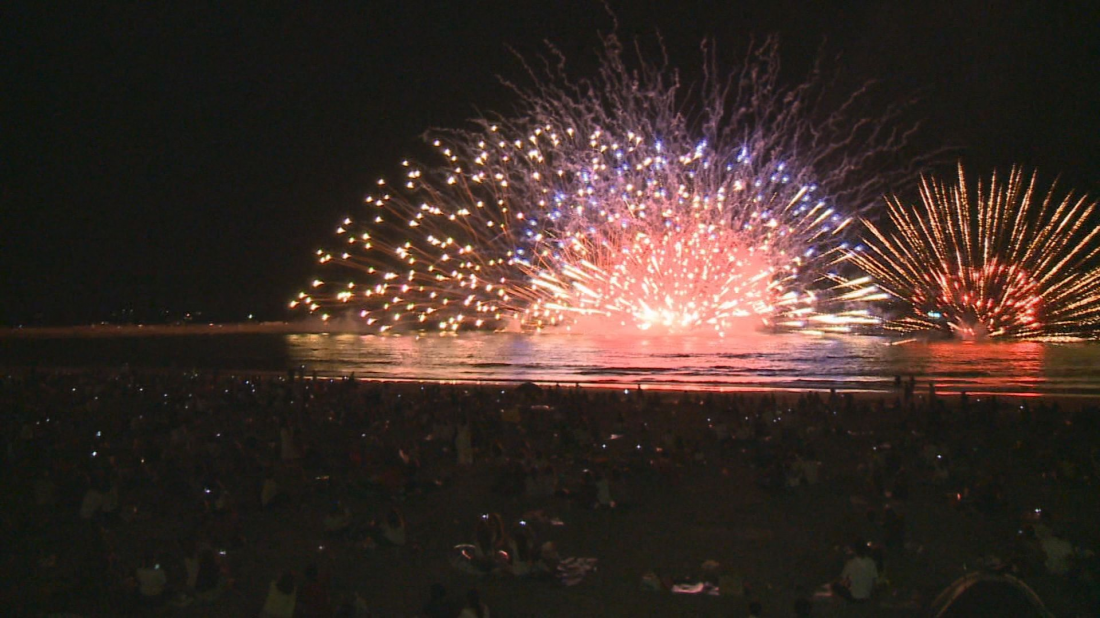 夏の風物詩を満喫 内海花火 メ テレ60周年記念大会 モアモアちたまるスタイル ちたまるnavi