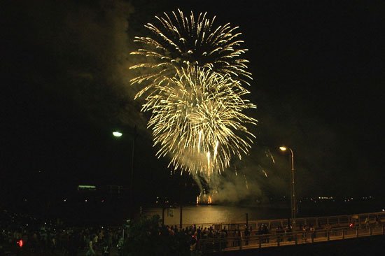 夏の最後に花火が見たい 8 27 土 第9回新舞子ビーチフェスティバル モアモアちたまるスタイル ちたまるnavi