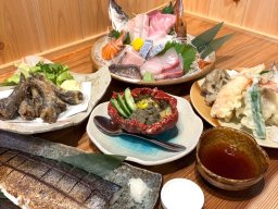 【開店】旬魚の刺身や天ぷらが楽しめる！海鮮居酒屋「海鮮と天ぷら 翡翠（ひすい）」半田市に9/14(月)オープン
