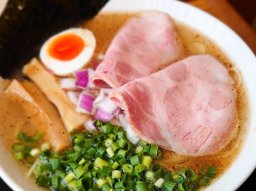 行列ができるラーメン店「麺屋さくら」の入店方法を調査【ちたまる調査隊#23】