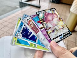 ポケカ自販機発見！知多半島唯一のかっぱ寿司で激レアポケモン狙ってみた【おもしろ自販機#30】