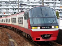 鉄道ファン歓喜！普段は見られない「1200系車両」がセントレアに