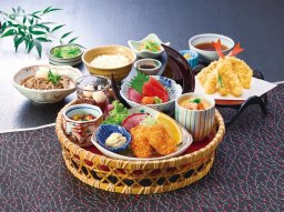 家族での祝い事にも！「和食麺処サガミ 常滑店」を味わい尽くす5つのポイント／ちたまる広告