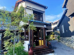 【開店】人気店「omomom」2号店・チャイカフェ「JAGAT CHAI」が常滑市に4/29(月祝)オープン