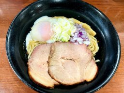 人生で一度は食べるべき！東海市の行列必死ラーメン店「麺処 うきとみ」で店長おすすめ油そばを実食