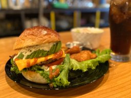 ハンバーガー激選区から大府市に進出！昼はバーガー、夜は焼肉「焼肉居酒屋 五縁屋」へ行ってみた／ちたまる広告