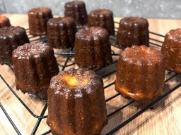 【開店】国産米粉のふんわりシフォンケーキも！焼菓子屋「おやつ小屋 kururi」常滑市に11/16(日)オープン