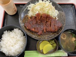 東海市で「矢場とん」が食べられる!?あの超有名店で修業した店主が営む「喫茶チロル」に行ってみた