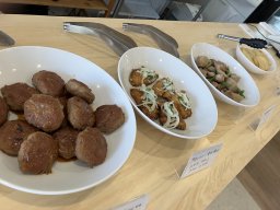 人気キッチンカーの味をいつでも！東海市加木屋町の手づくり惣菜店「せせらぎ食堂」に行ってみた