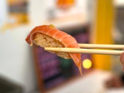 【開店】寿司の移動販売!?魚屋のキッチンカー「お魚ジャンキー」が常滑市で2/4(水)オープン