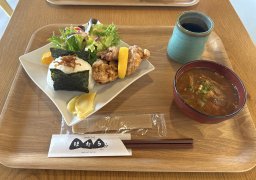 遅めのランチにも！愛犬とも行ける阿久比米使用のおにぎりカフェ「おにぎり ほたる」へ行ってみた