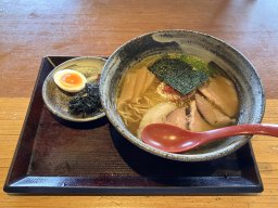 名鉄常滑駅から徒歩5分！常滑市の人気ラーメン店「茶屋亭」で名物・名中そばを実食