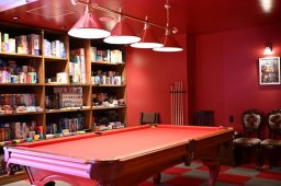 【開店】東海市初!? 400種類以上のボードゲーム・ビリヤードができる「Shuffle＆Shot（シャッフルアンドショット）」が4/10(金)オープン
