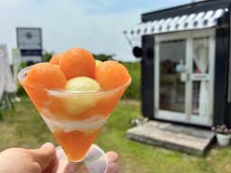 【開店】ブドウ農園が手掛ける新スポット！季節のパフェとパウンドケーキの「Les Gâteaux Sucrésすぎはら」が東浦町に4/26(土)オープン