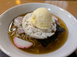 山田洋次監督も通った名店で発見！常滑市「三角庵」の衝撃メニュー“雪味ラーメン”とは？