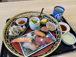 【続報】新設の天ぷらコーナーや豪華すぎる平日ランチ！知多市「うみっ子」のリニューアル後をレポート／ちたまる広告