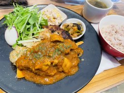 KURUTOおおぶ×タニタカフェ