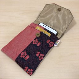 【知多市推奨品】畳ヘリスマホケースＭ　梅子柄・桃