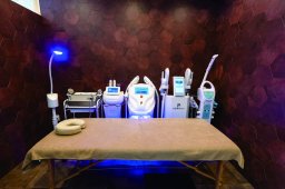 Beauty Salon M