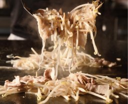 鉄板居酒屋 まえだ家 太田川店